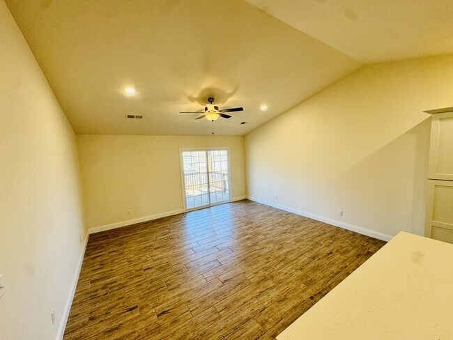 Foto del edificio - 3900 McKendree Dr