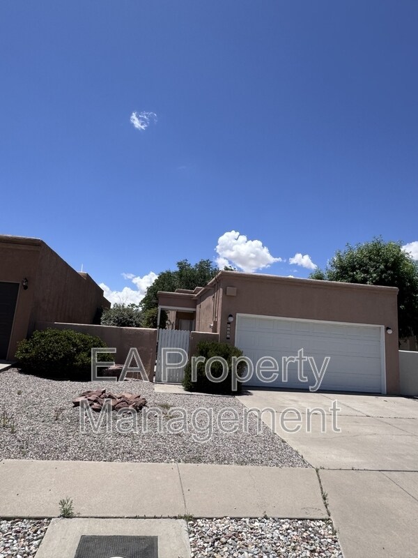Foto principal - 6541 Keeling St NW