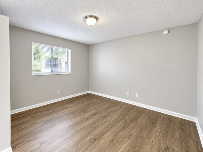 Building Photo - 5324 Westchase Ct