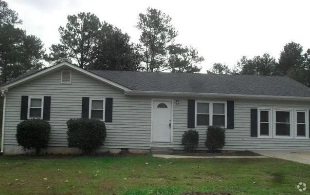 Building Photo - 2784 Warren Rd