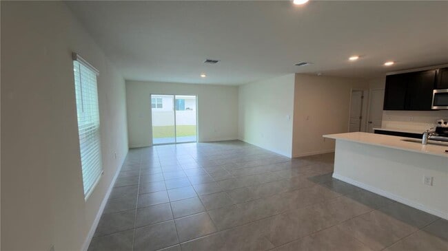 Building Photo - 8632 SW 45th Ct