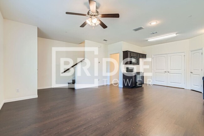 Foto del edificio - 1408 Lakecrest Ln