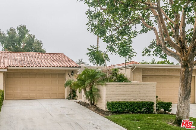 Building Photo - 851 Pebble Beach Dr