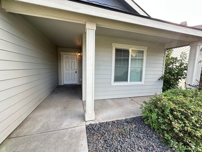 Foto del edificio - 3/2 Radiant Lake Home