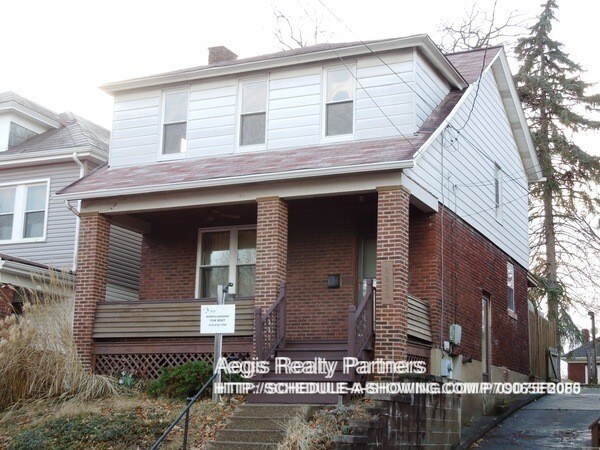 Primary Photo - 2226 Palm Beach Ave