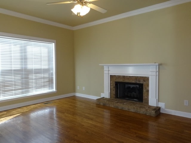 Building Photo - 2271 Dewey Dr