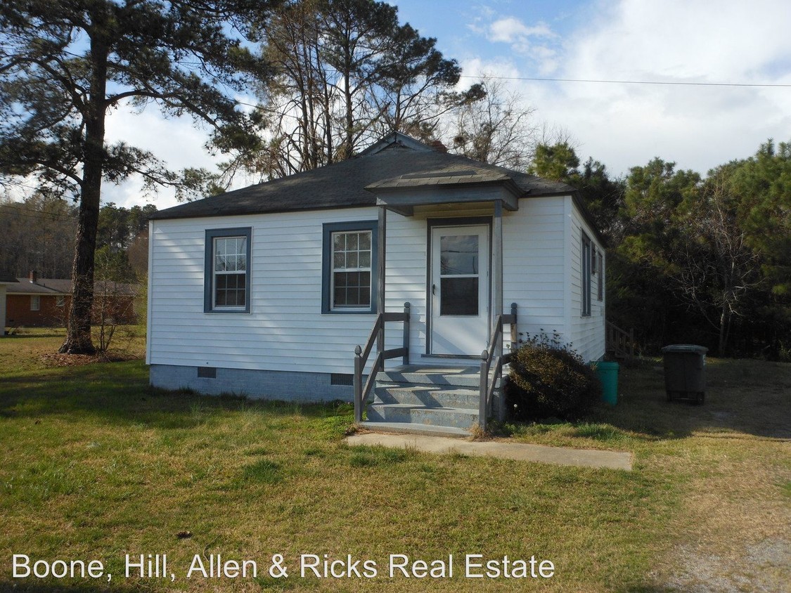 Primary Photo - 8250 W Mount Dr
