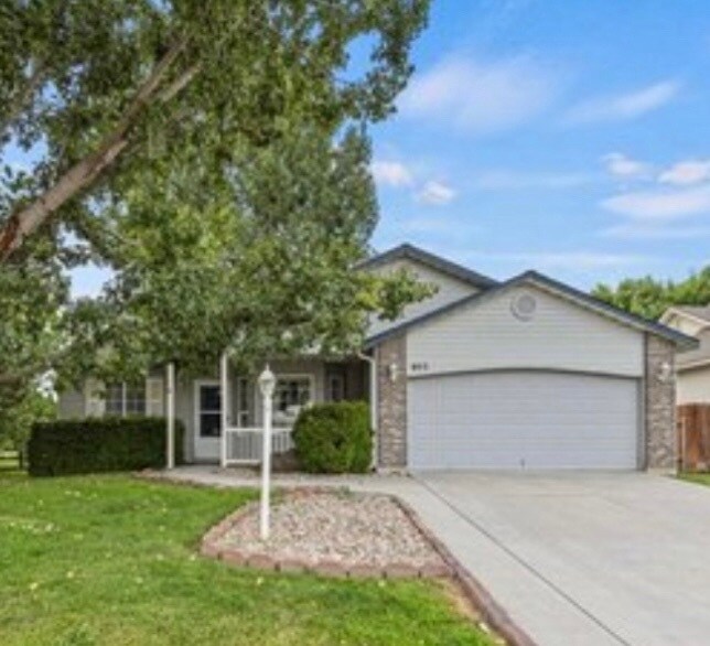 Foto principal - 803 Coopers Ct