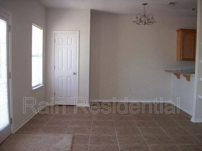 Foto del edificio - 15808 Adam Rd