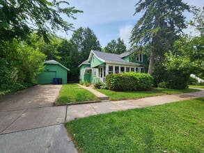 Building Photo - 517 Evans St