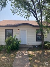 Building Photo - 1309 Cypress St