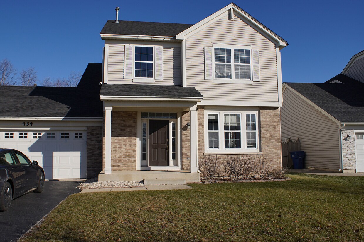 434 Horizon Dr W, Saint Charles, IL 60175 House Rental in Saint