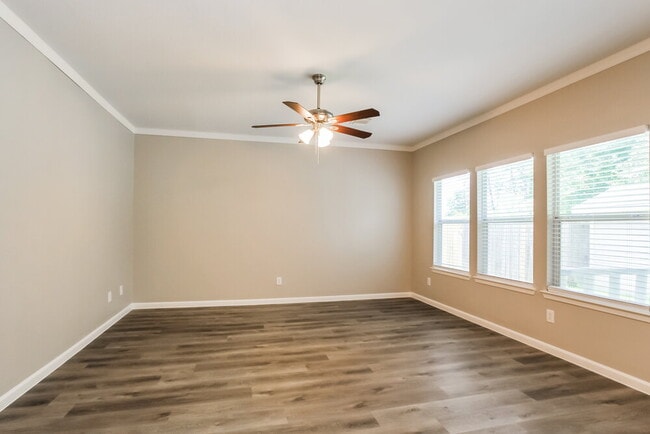 Foto del edificio - 16906 N Lighthouse Dr