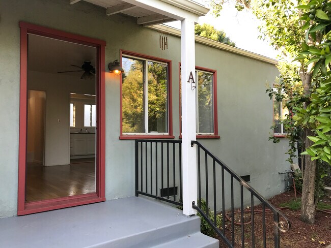 Building Photo - 641 Hawthorne St