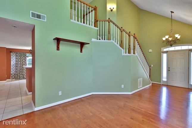 Building Photo - 3 br, 2 bath House - 815 Long Branch Circle
