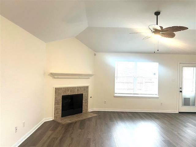 Foto del edificio - 2701 Evening Mist Dr