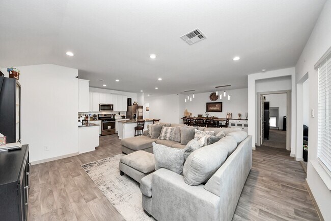 Building Photo - 1734 Windway Ct