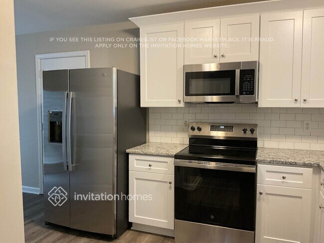 Foto del edificio - 1500 Bermwood Ct