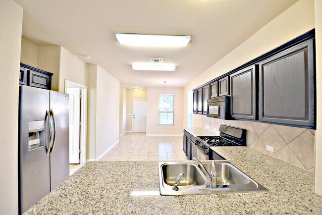 Foto del edificio - 1437 Brooks Way
