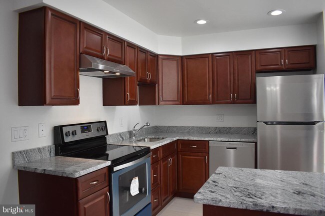 Foto del edificio - 11648 Drumcastle Terrace