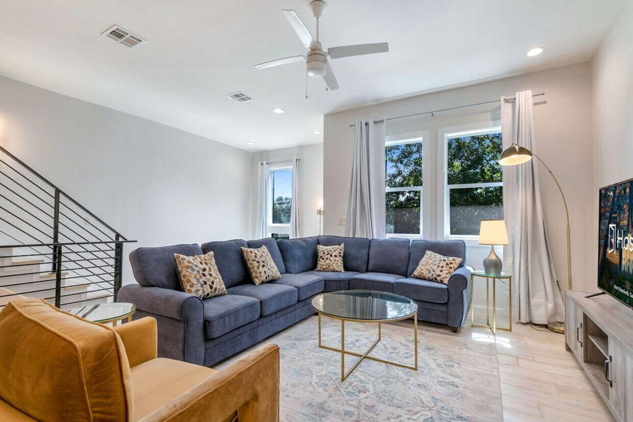 Foto principal - 3741 Bienville St
