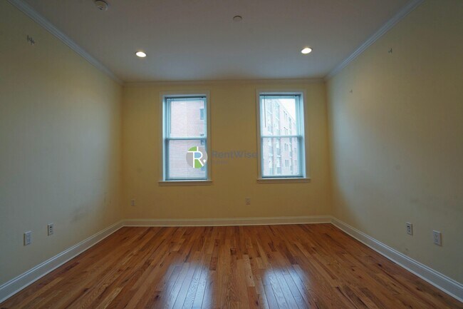 Building Photo - 1 Chauncy St