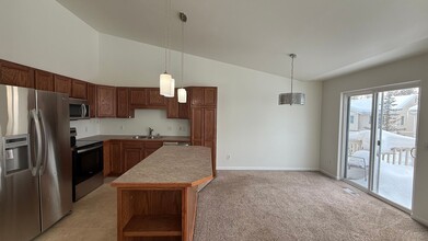 Building Photo - 6464 Fairweather Dr