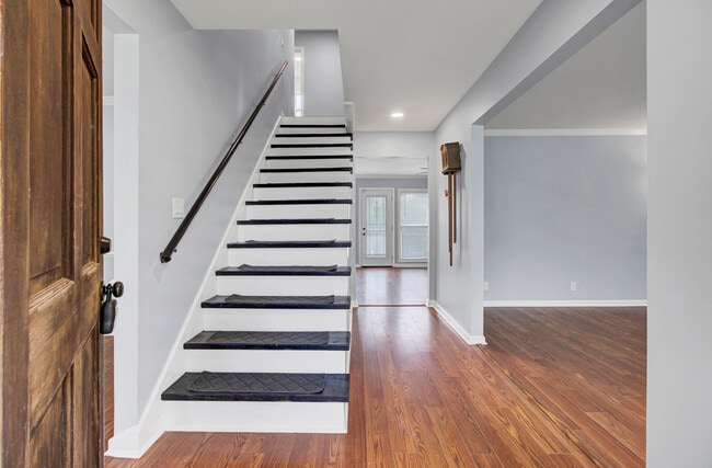 Building Photo - 8000 Eberly Ave