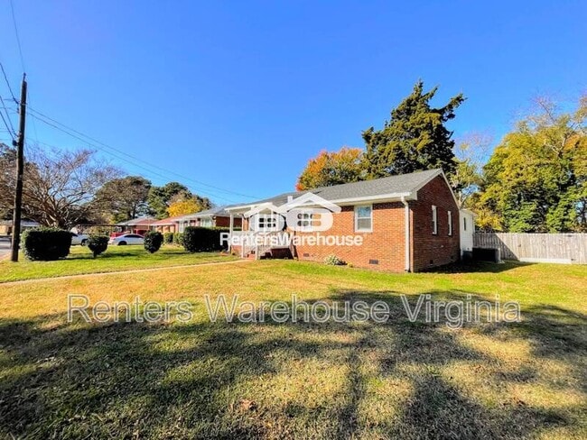 Building Photo - 2700 Belle St