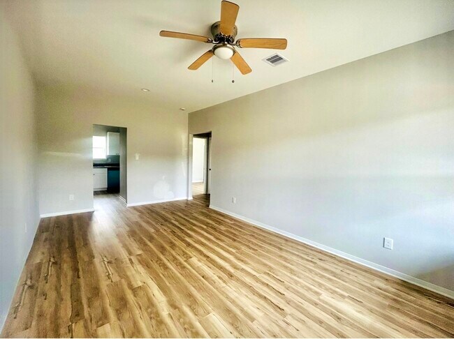 Foto del edificio - 1318 Stowell St