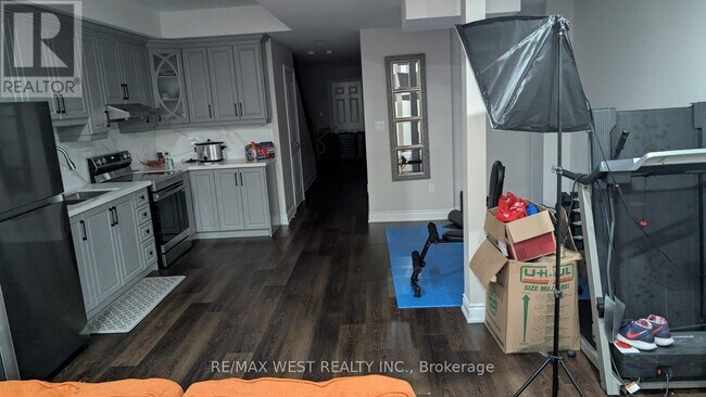 Photo du bâtiment - 65 Port Royal Ave