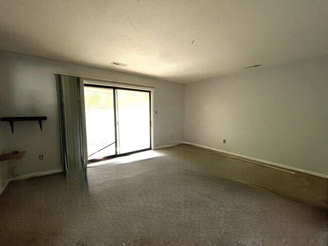 Foto del edificio - AWESOME TOWN HOME STEPS AWAY FROM BEACH ACCESS