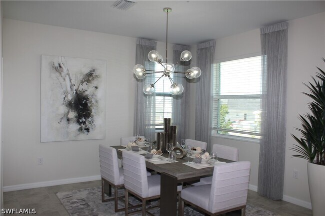 Foto del edificio - 5746 Oakmont Ct