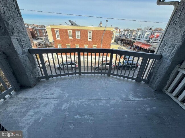 Building Photo - 6146 Ludlow St