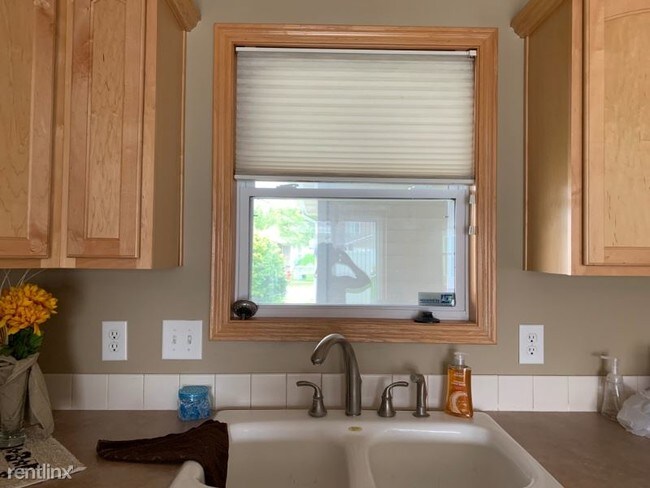Foto del edificio - 3 br, 2.5 bath Townhome - 3547 Mclaughlin Dr