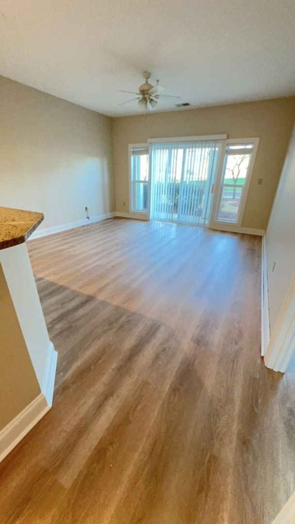 Foto del edificio - Beautiful 1st Floor, 2BD, 2BA in the World Tour Community