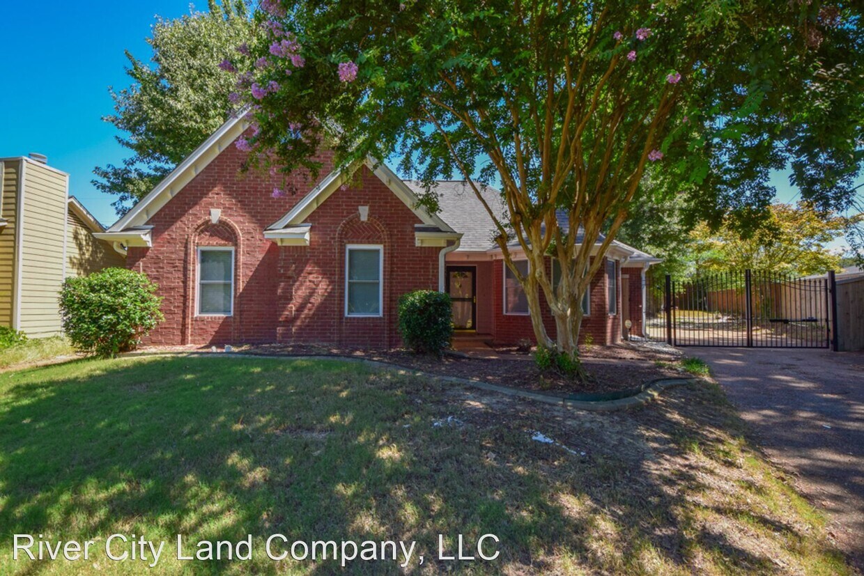 Primary Photo - 3 br, 2 bath House - 7062 Raleigh-Lagrange