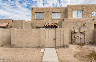 Building Photo - 4522 E Pueblo Ave