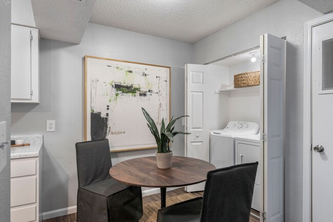 Interior Photo - Post Oak Apartments