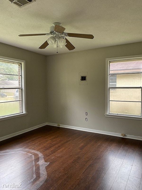 Building Photo - 3 br, 1.5 bath House - 813 Dolby Street 813