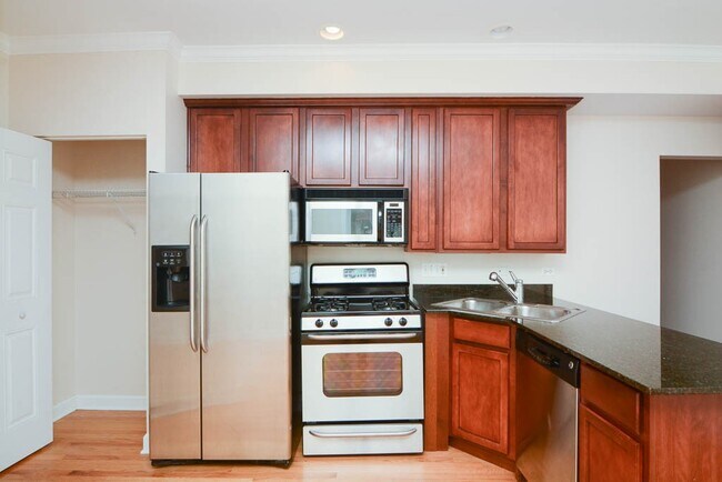 Foto del edificio - 3243 N Clifton Ave