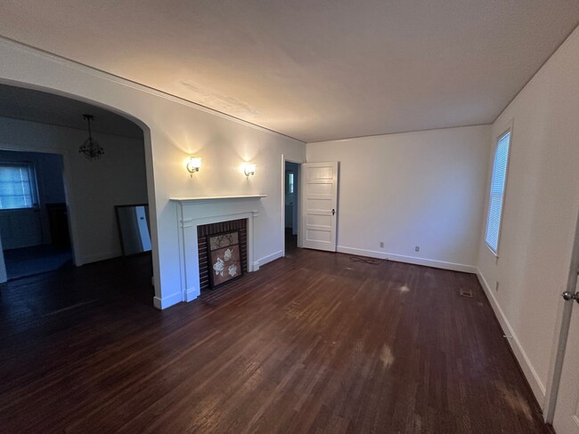 Foto del edificio - Cottage Style Home