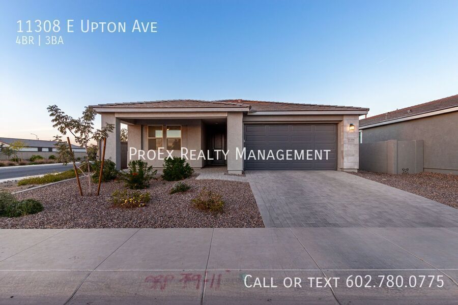 Foto principal - 4 Bedroom 3 Bathroom Corner Lot in Mesa