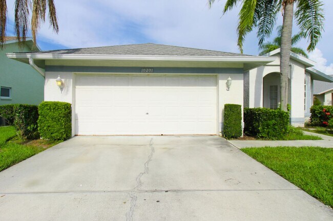 Building Photo - Brand New Photos**GREAT LOCATION**REGENT P...