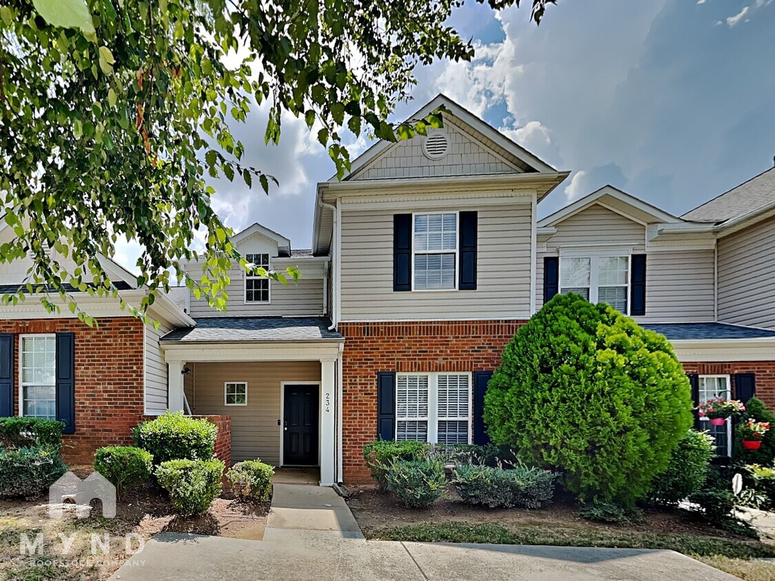 Foto principal - 234 Ross Moore Ave