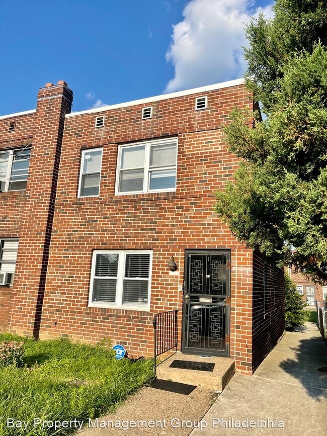 Building Photo - 3 br, 1 bath House - 1549 N 11th St