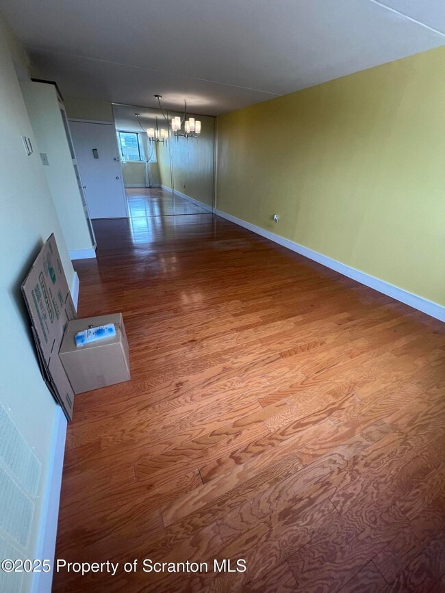 Foto del edificio - 220 Linden St
