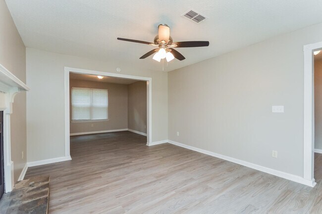 Building Photo - 5497 Winslow Crossing