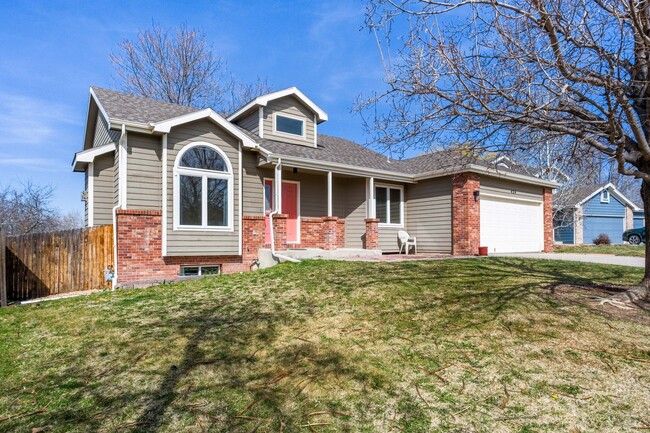 Building Photo - Beautiful 4-Bed 2-Bath Home in South Fort ...