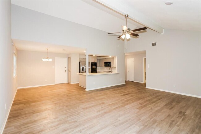 Building Photo - 4750 Eagle Trail Dr